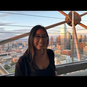 Meet your Posher, Ashley